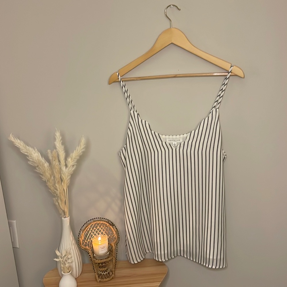 Socialite Scallop Neck Tank Blouse